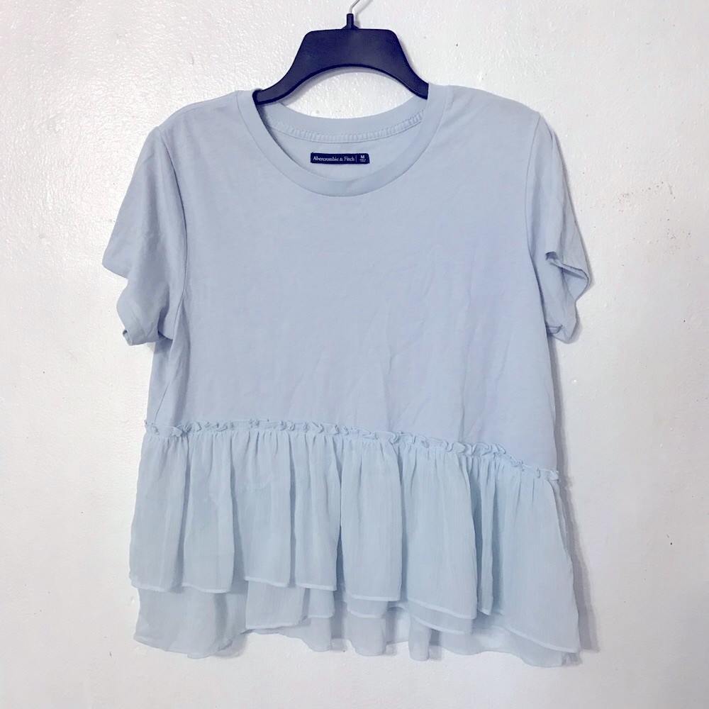 Abercrombie and Fitch top size M